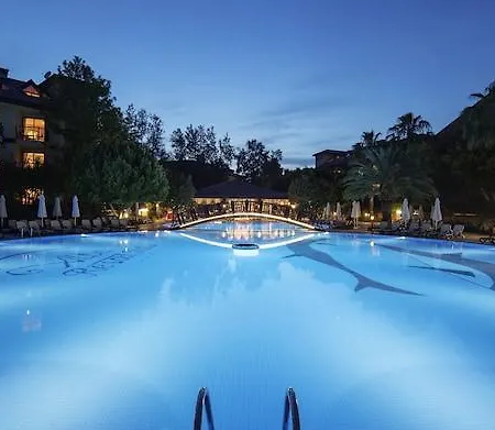 Alba Semesteranläggning (resort) Side