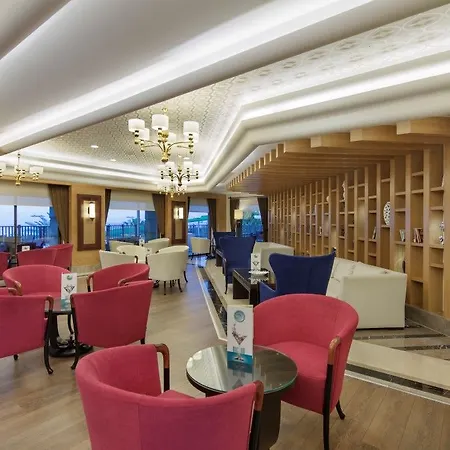 Semesteranläggning (resort) Alba 5*